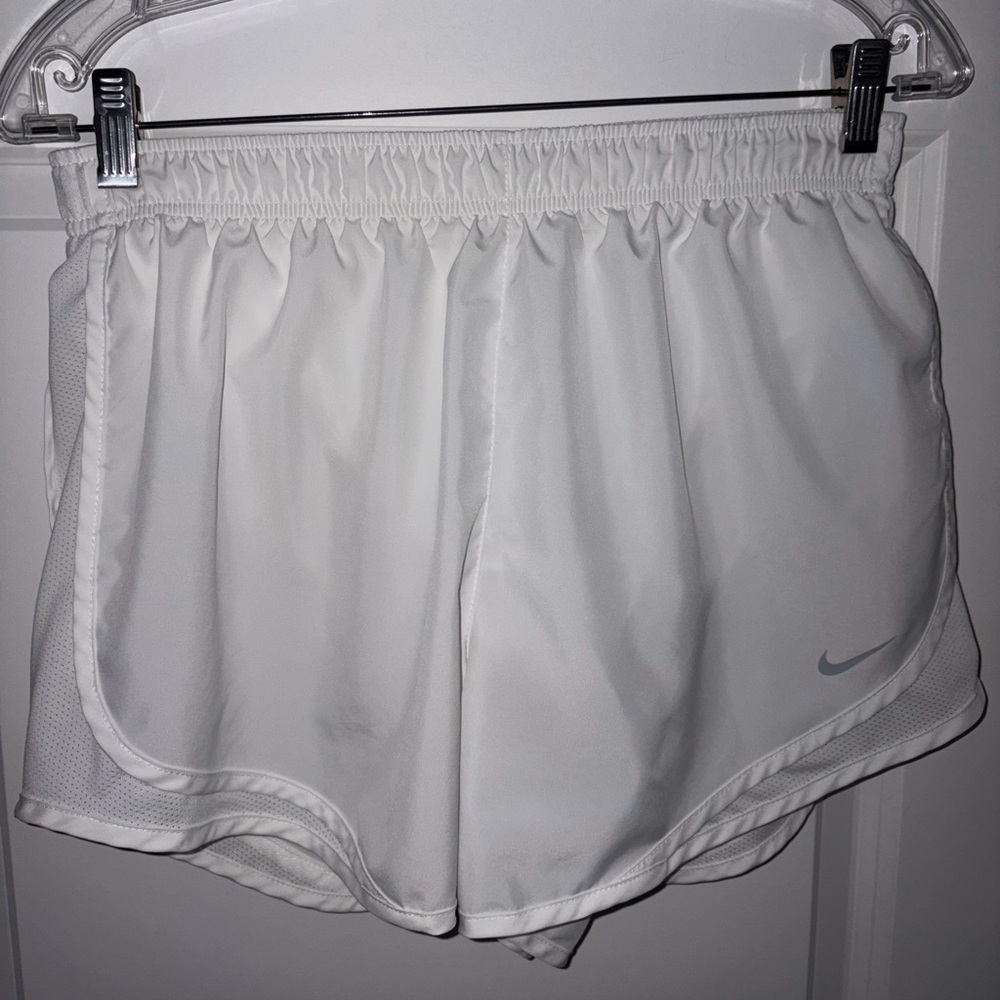 Nike Women’s White Dri-Fit Athletic Running Shorts Large LIKE NEW